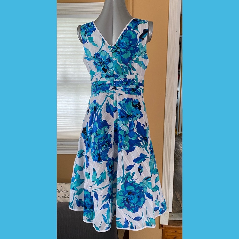 Beautiful floral dress.
